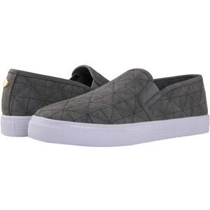 Global Win Women’s 11 Gray Quilted Slip‎ On Loafer Sneaker